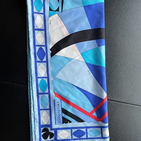 ❌SOLD❌Emilio Pucci Silk Scarf Large Square Blue Red Print Design - Picture 7 of 7